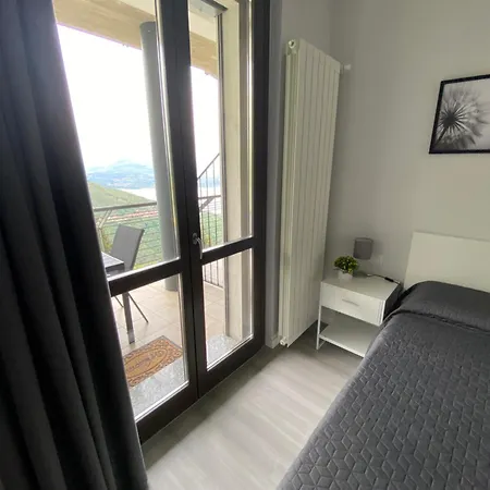 Apartament Terrazzadolcevista - Panoramico Sui Tre Laghi Massino Visconti