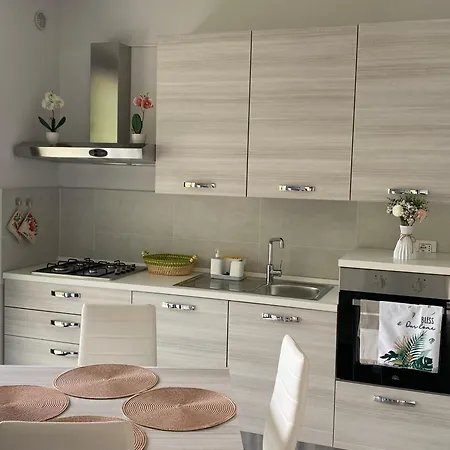 Terrazzadolcevista - Panoramico Sui Tre Laghi Apartmán