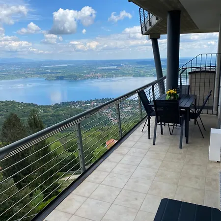 Apartamento Terrazzadolcevista - Panoramico Sui Tre Laghi Massino Visconti
