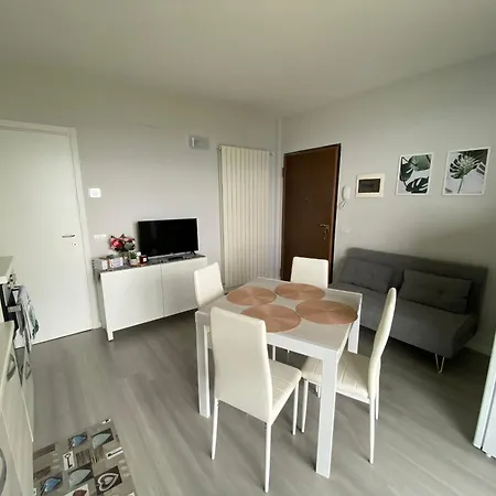 Apartamento Terrazzadolcevista - Panoramico Sui Tre Laghi *