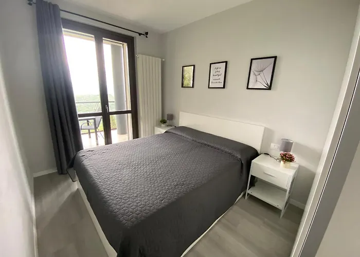 Apartamento Terrazzadolcevista - Panoramico Sui Tre Laghi